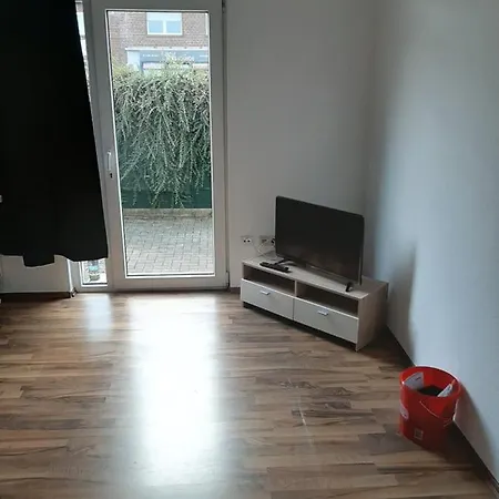 Monteurwohnung In *