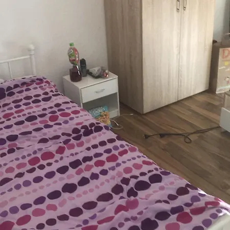 Apartmán Monteurwohnung In *